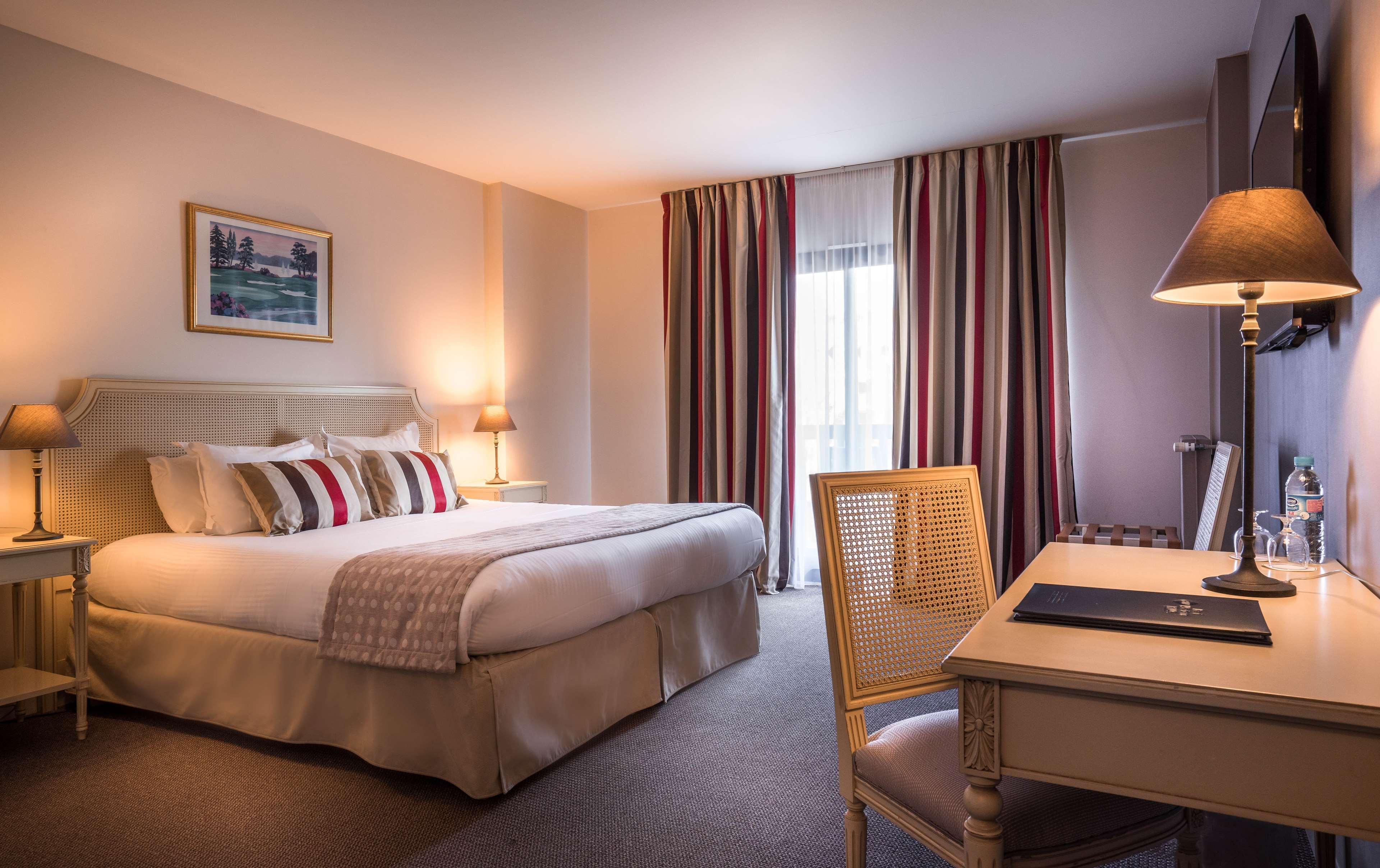 Best Western Plus Hostellerie Du Vallon Trouville-sur-Mer Exteriér fotografie