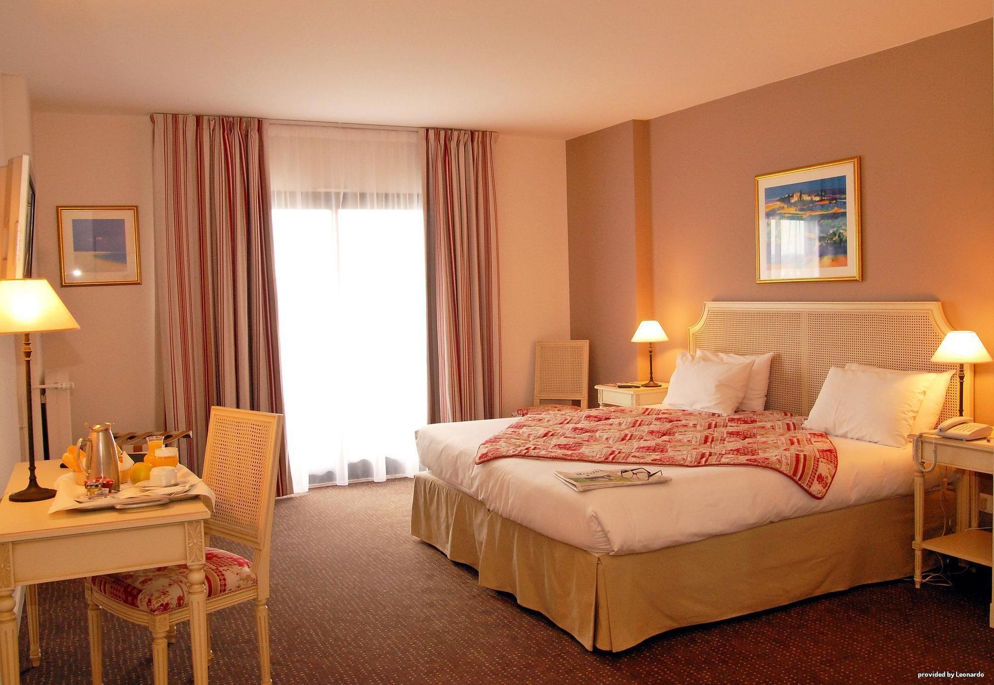 Best Western Plus Hostellerie Du Vallon Trouville-sur-Mer Exteriér fotografie