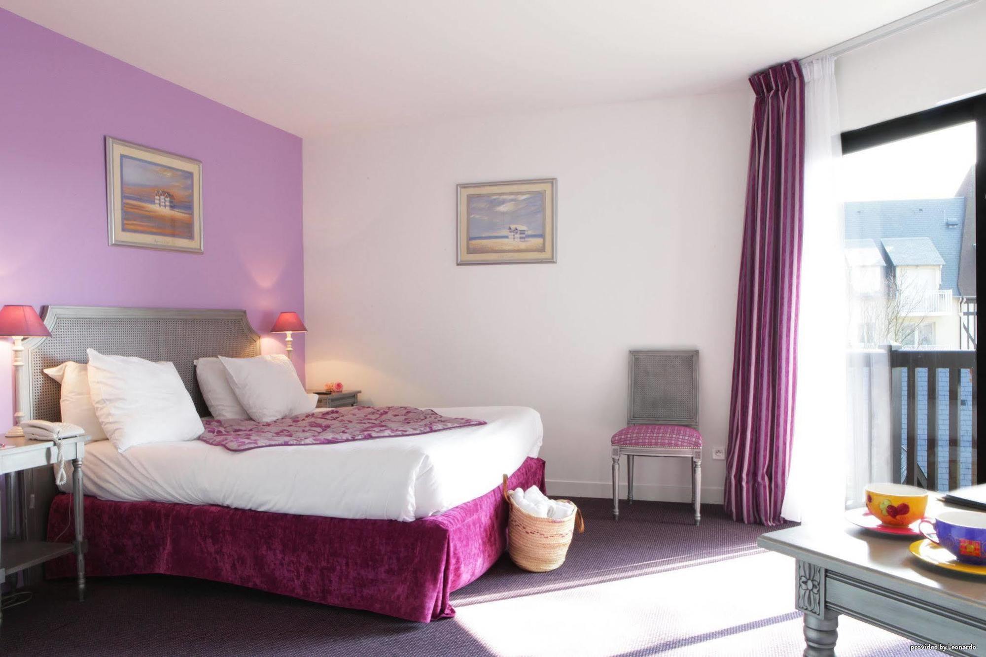 Best Western Plus Hostellerie Du Vallon Trouville-sur-Mer Exteriér fotografie